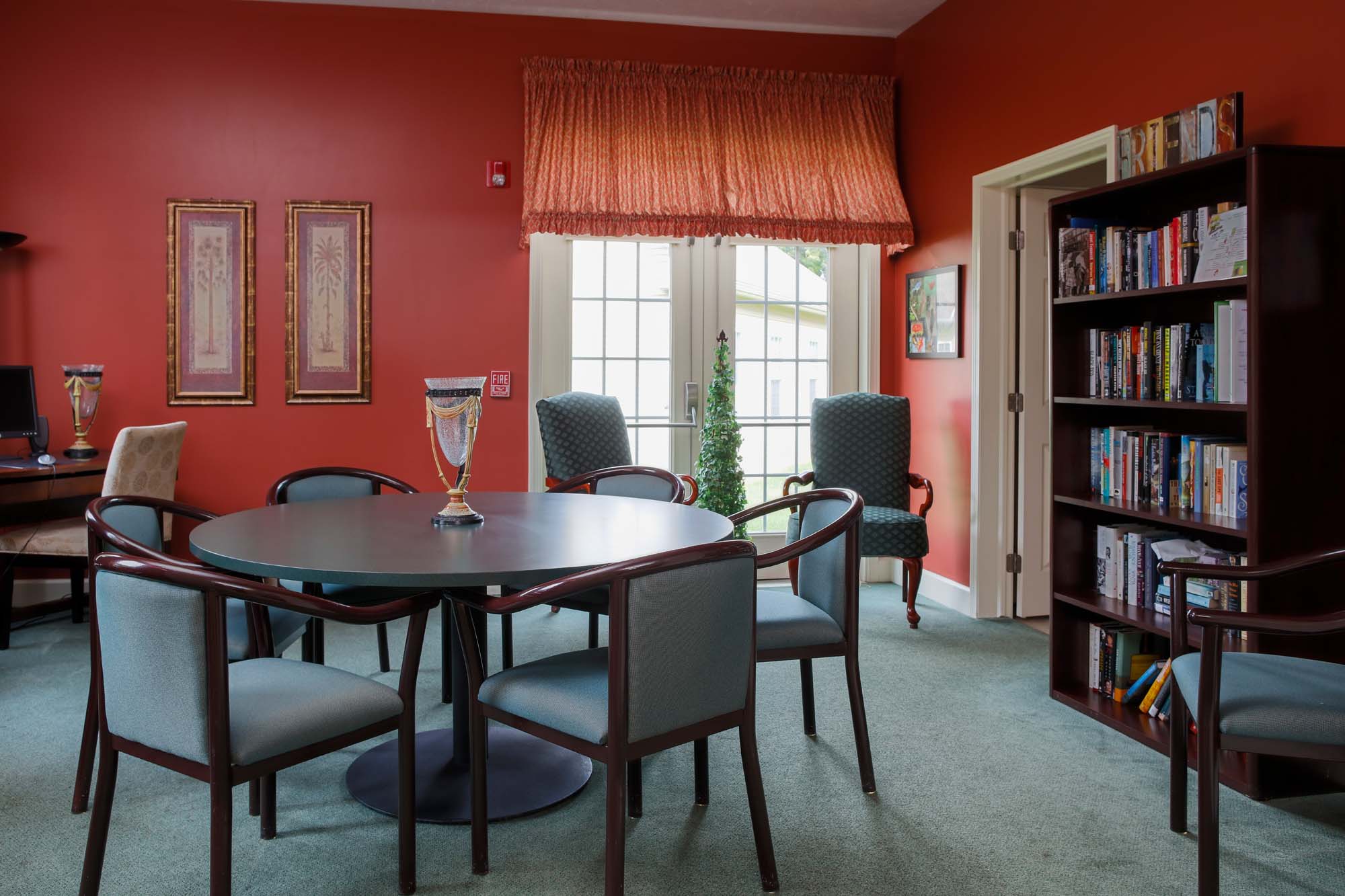 Clubhouse Library at The Townhomes at Mill Landing